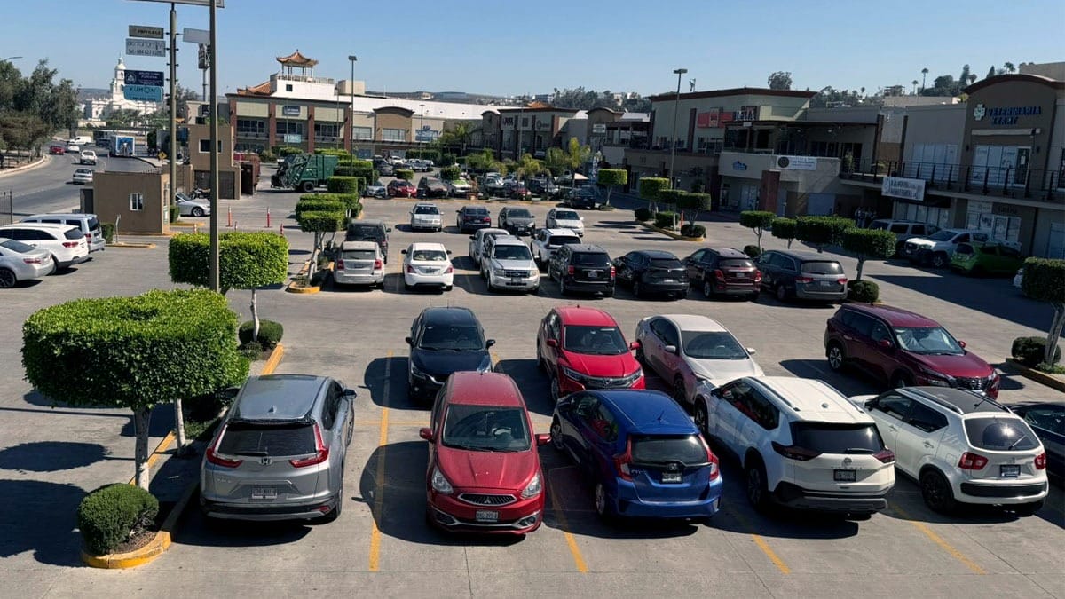 tijuana_estacionamiento_40_minutos_gratis_en_jaque_a_establecimientos La guerra del parking: la jugada populista que arrincona a las plazas
