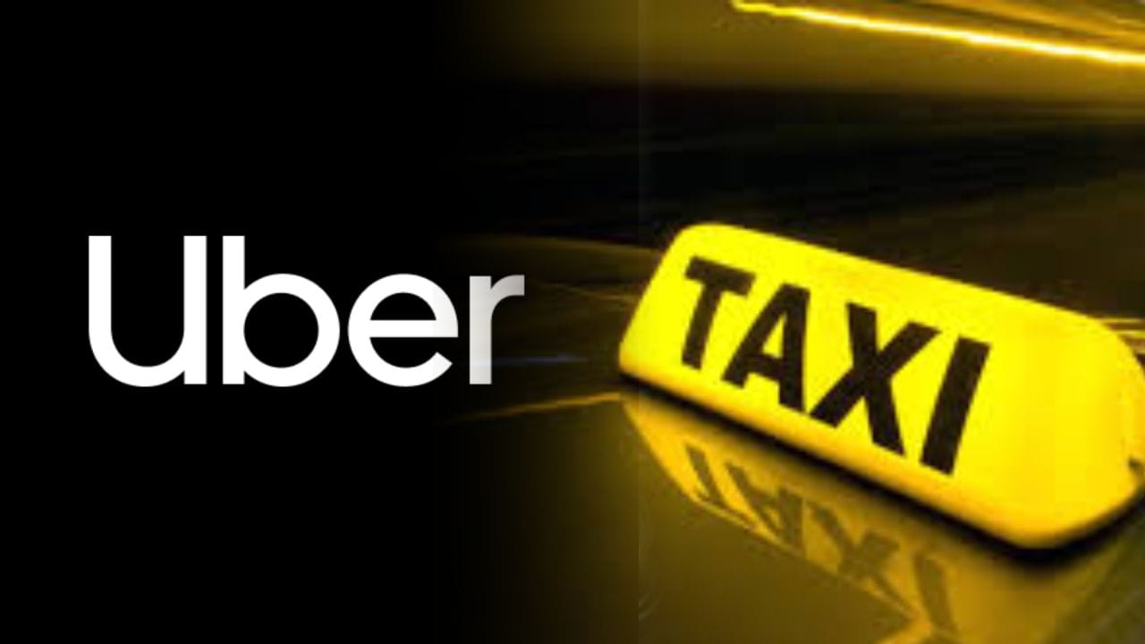 Taxis vs. Uber: La guerra que el gobierno de NL no ha podido parar