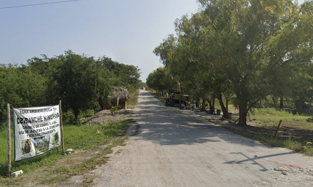 Autorizan nueva carretera hacia zonas arqueológicas de Dzibanché y Kinichná Autorizan nueva carretera hacia zonas arqueológicas de Dzibanché y Kinichná