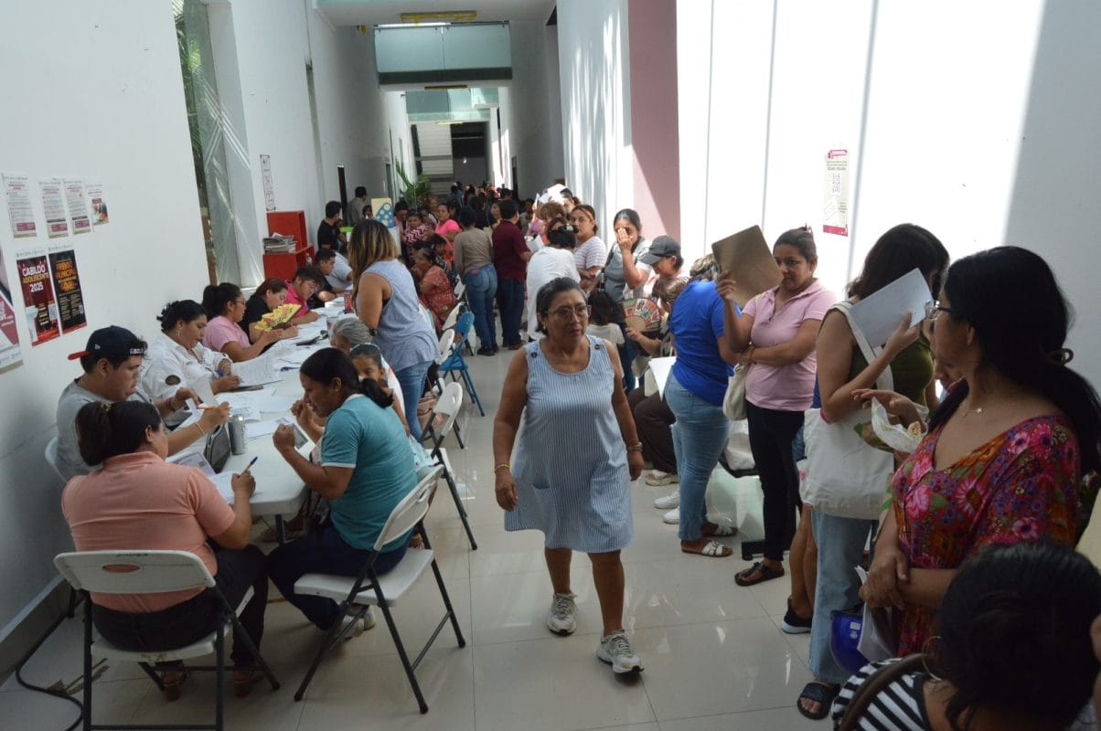 Miles de familias se registran al programa “Playa Llena, Corazón Contento”