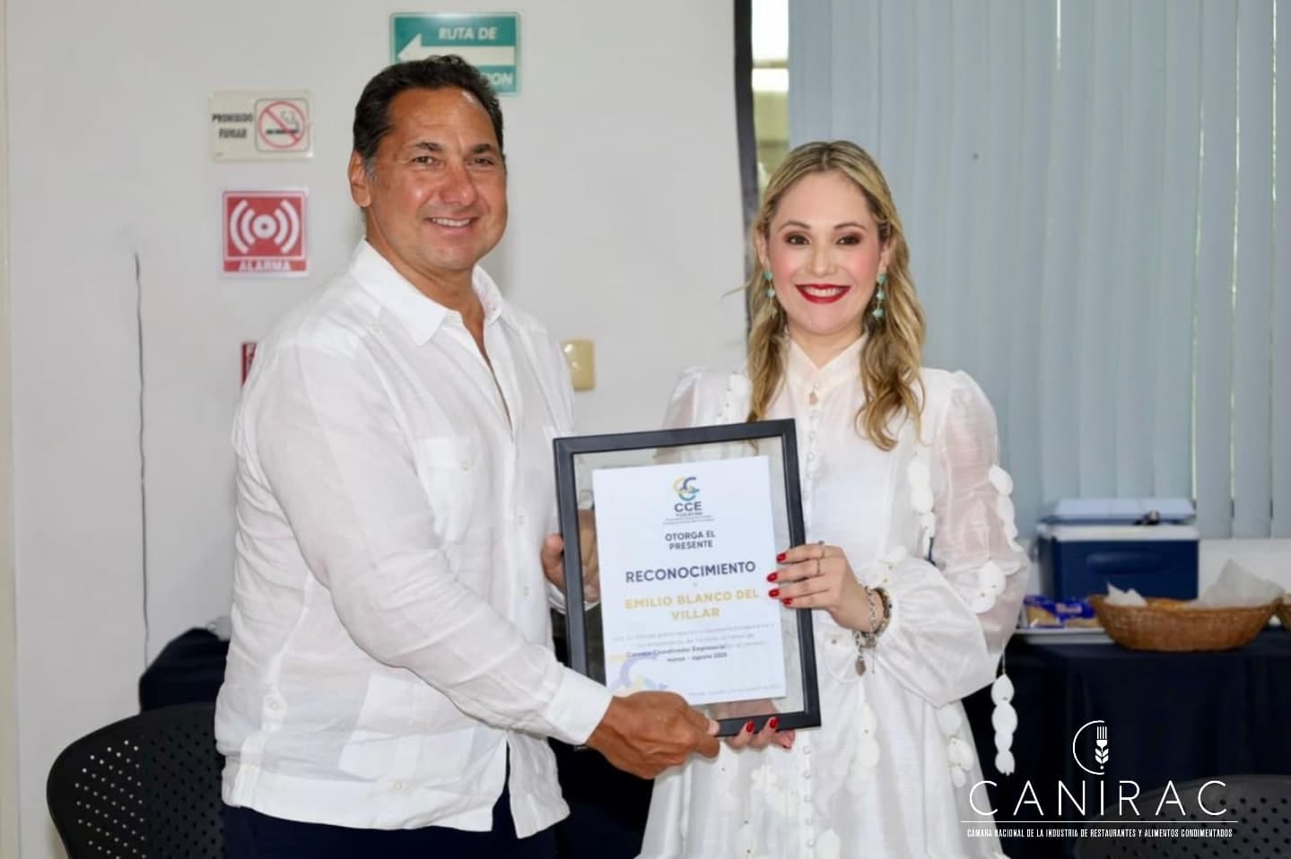 Claudia González Góngora asume la presidencia del CCE de Yucatán