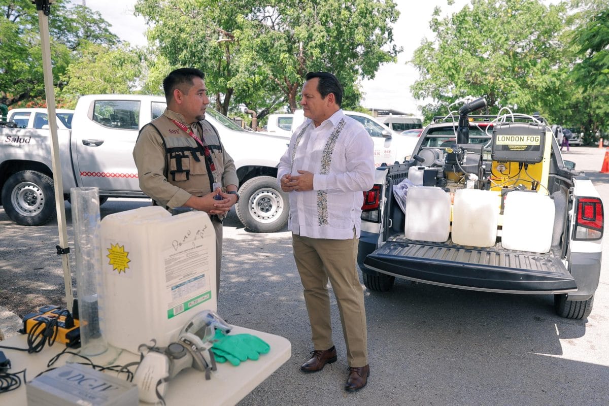 Yucatán refuerza fumigación contra dengue