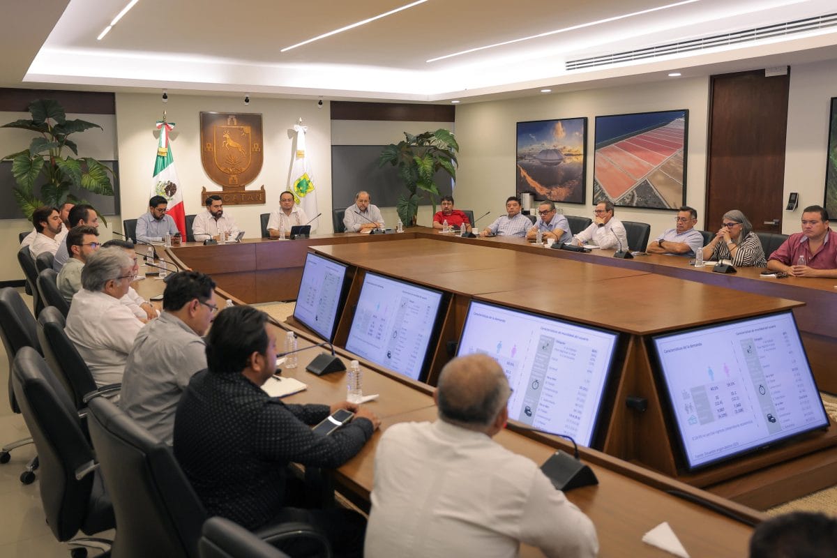 Yucatán avanza en modernización del transporte público Yucatán avanza en modernización del transporte público