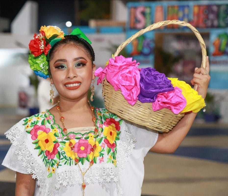 Isla Mujeres cierra con fiesta sus 175 años Isla Mujeres cierra con fiesta sus 175 años