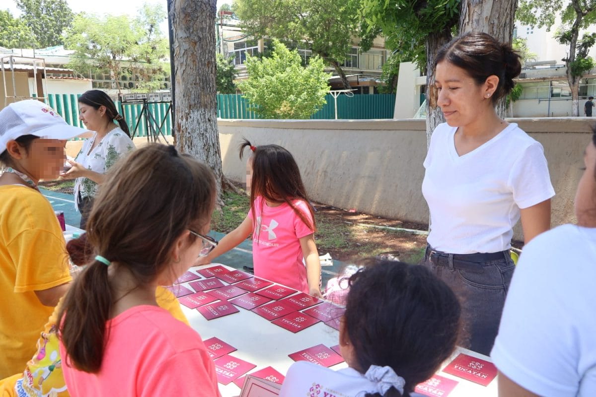 Niñez yucateca adopta árboles en vacaciones Niñez yucateca adopta árboles en vacaciones