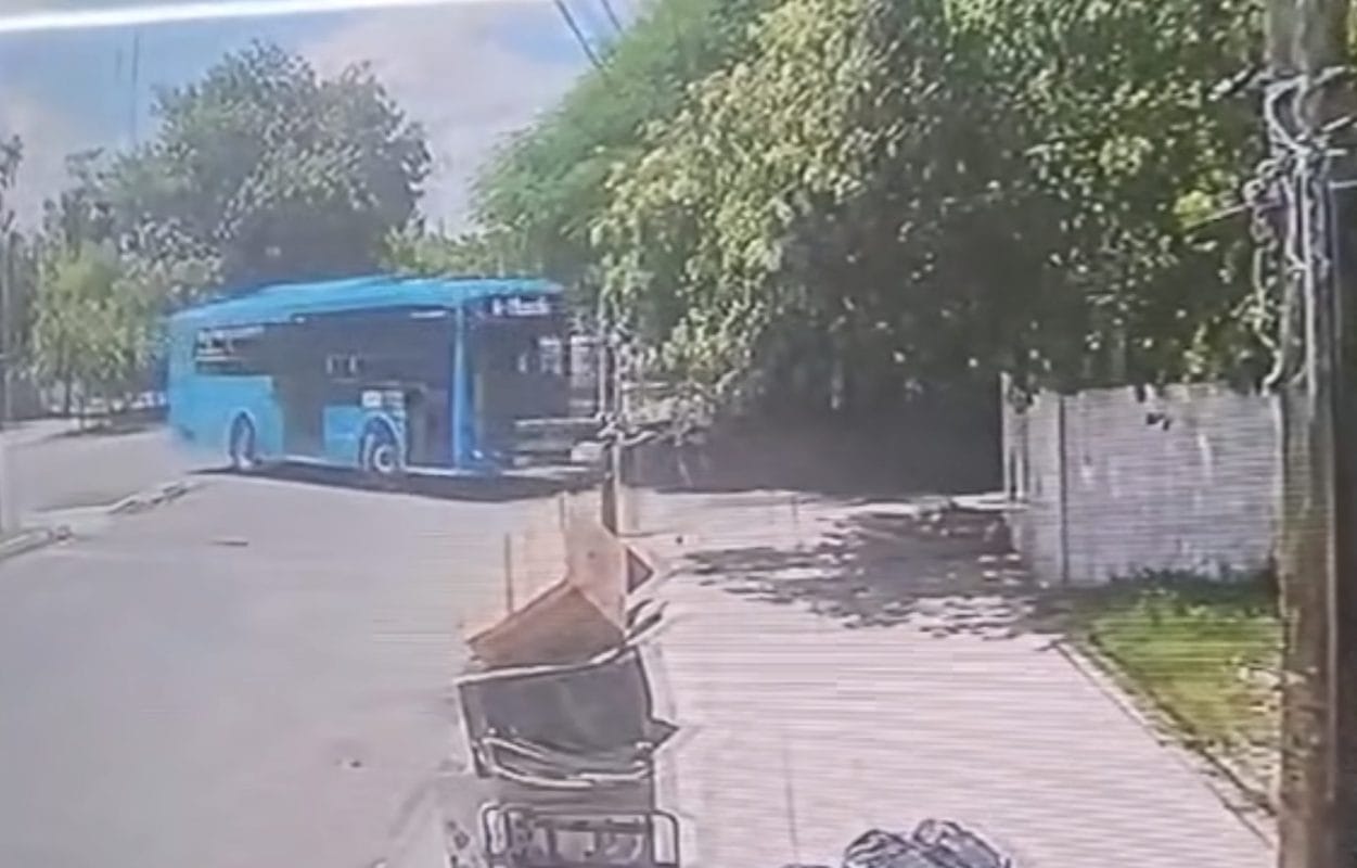 ATY abre investigación por Va y Ven que atropelló a un joven en Mérida