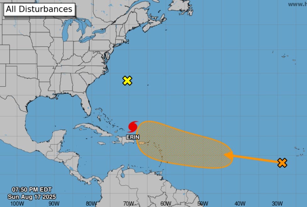 Sistema tropical en Atlántico central aumenta fuerza y podría acercarse al Caribe