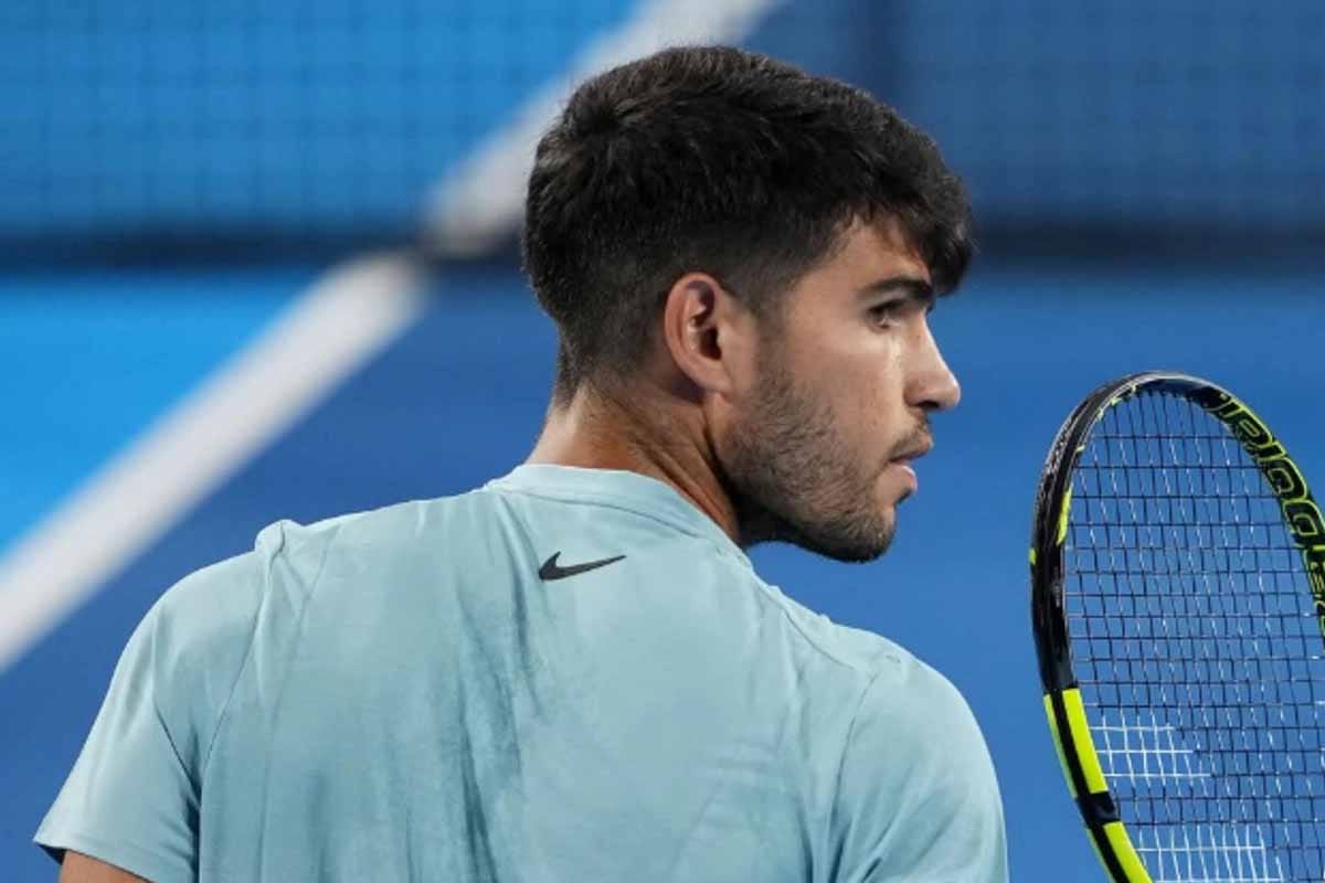 Alcaraz campeón en Cincinnati tras retiro inesperado de Sinner Alcaraz campeón en Cincinnati tras retiro inesperado de Sinner