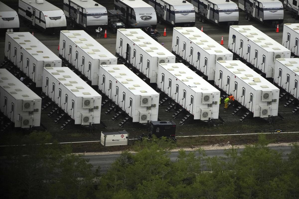 Jueza mantiene cierre del "Alcatraz de los Caimanes" en Florida