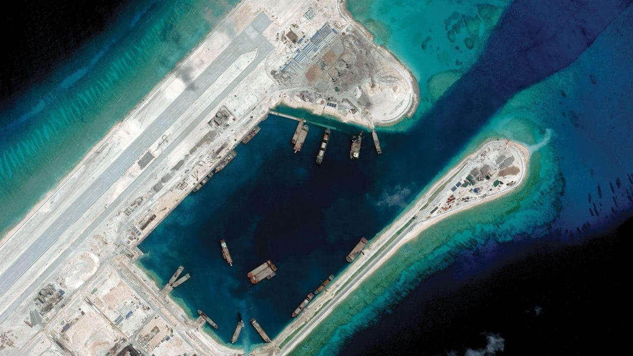 ¿Qué papel juegan las islas artificiales en las disputas del mar de China Meridional?