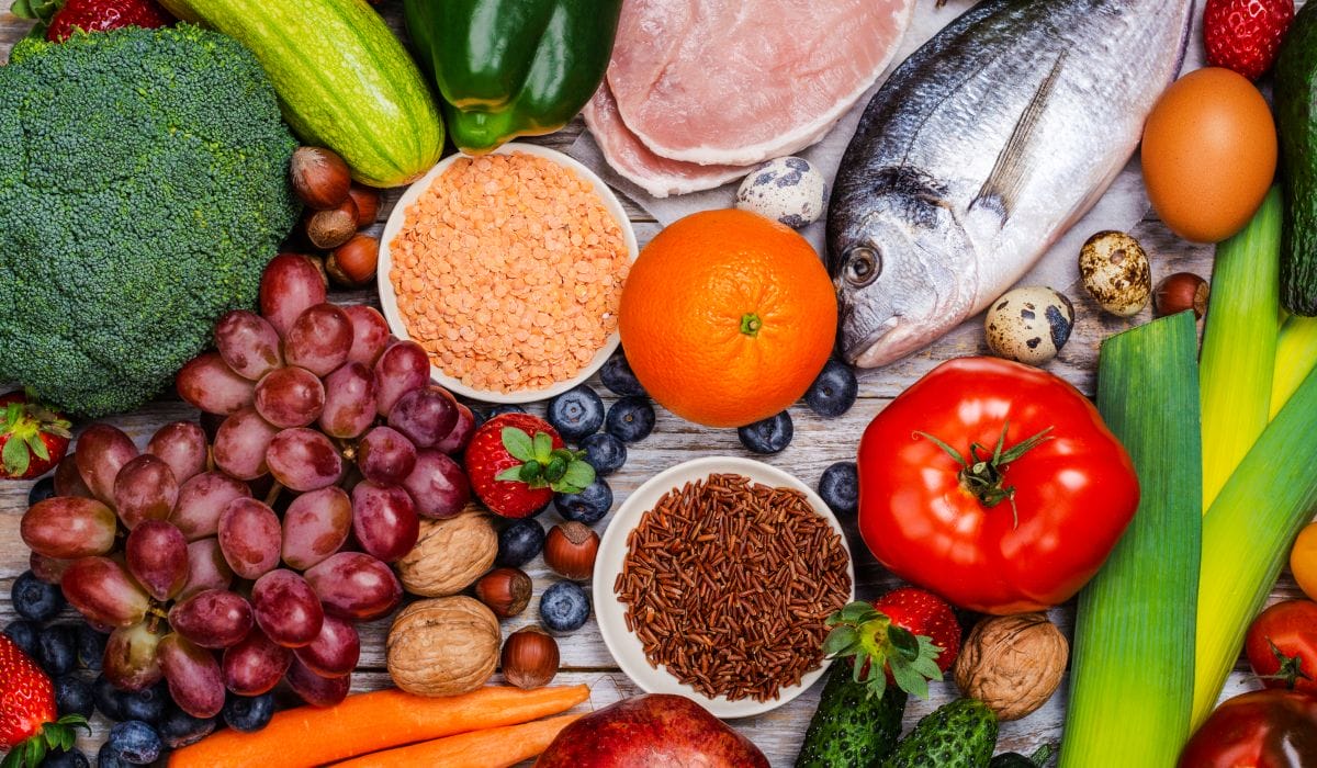 Cambio en la dieta vegetal fue clave en la evolución humana, revela estudio