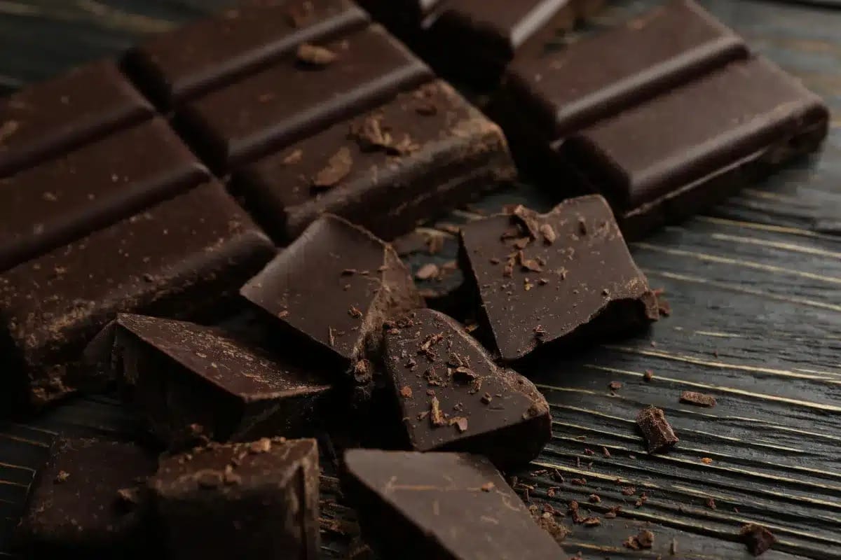 Chocolate negro el inesperado aliado para la longevidad y salud celular Chocolate negro: el inesperado aliado para la longevidad y salud celular