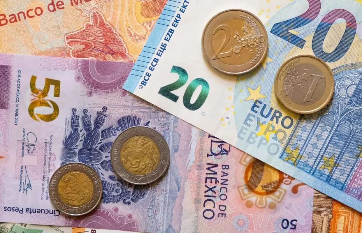 Cierre del euro en México hoy 15 de agosto: cotización frente al peso mexicano