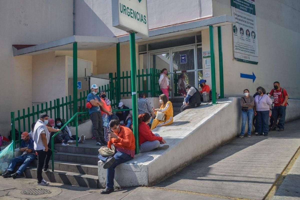 Crisis en el sector salud: México enfrenta desabasto, protestas y falta de medicamentos