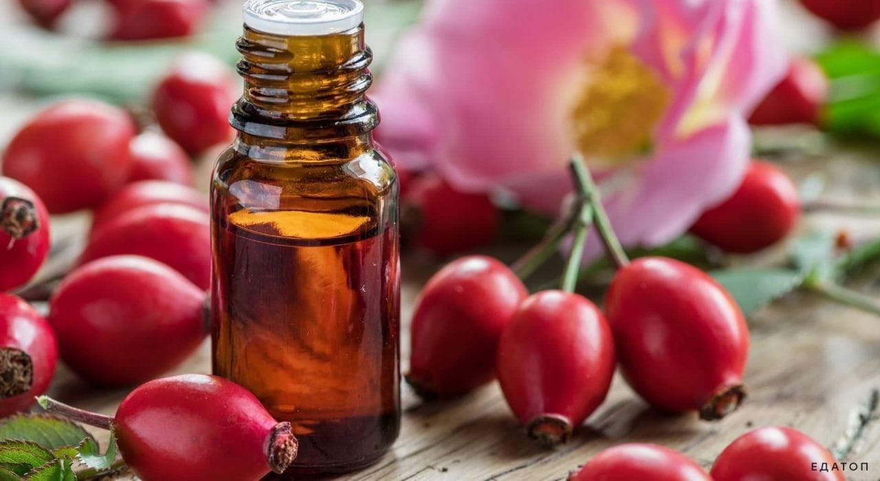 El aceite esencial ideal contra los signos del envejecimiento en rostro, cuello y manos