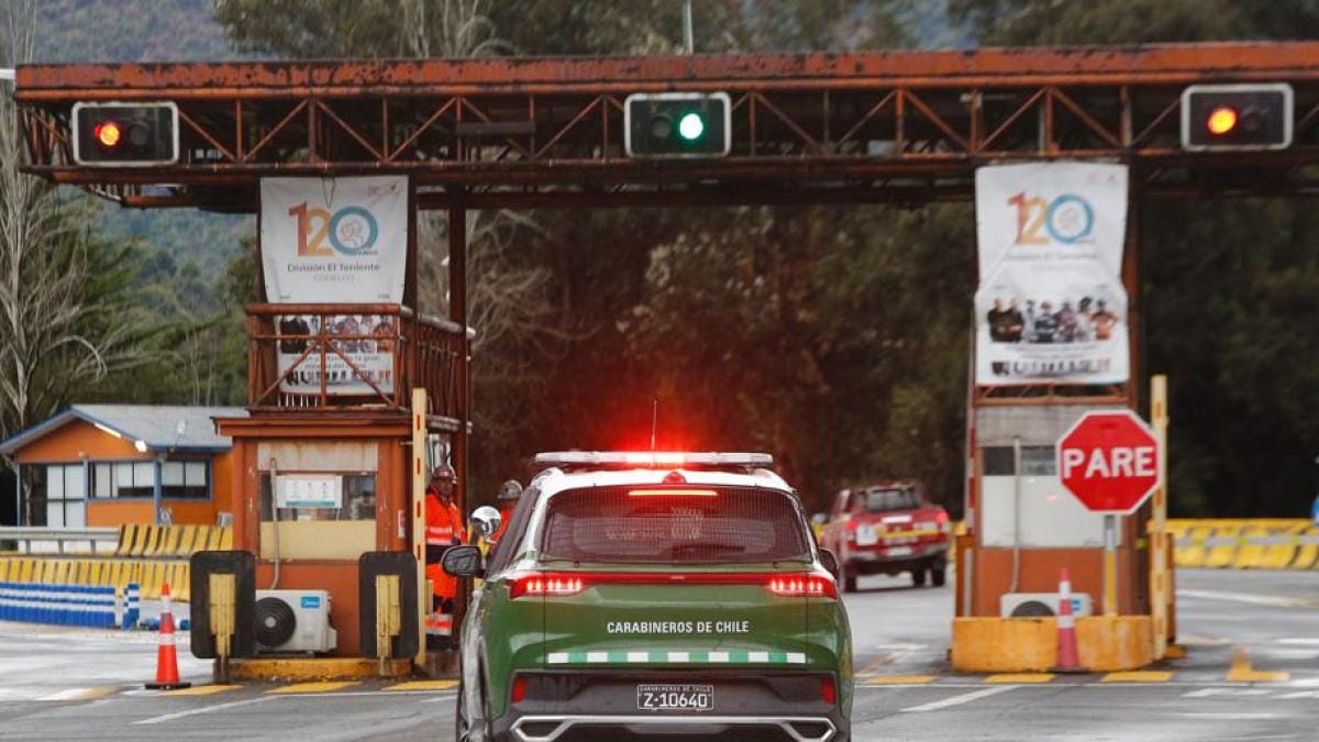 Encuentran el cuerpo de uno de los cinco mineros atrapados en El Teniente