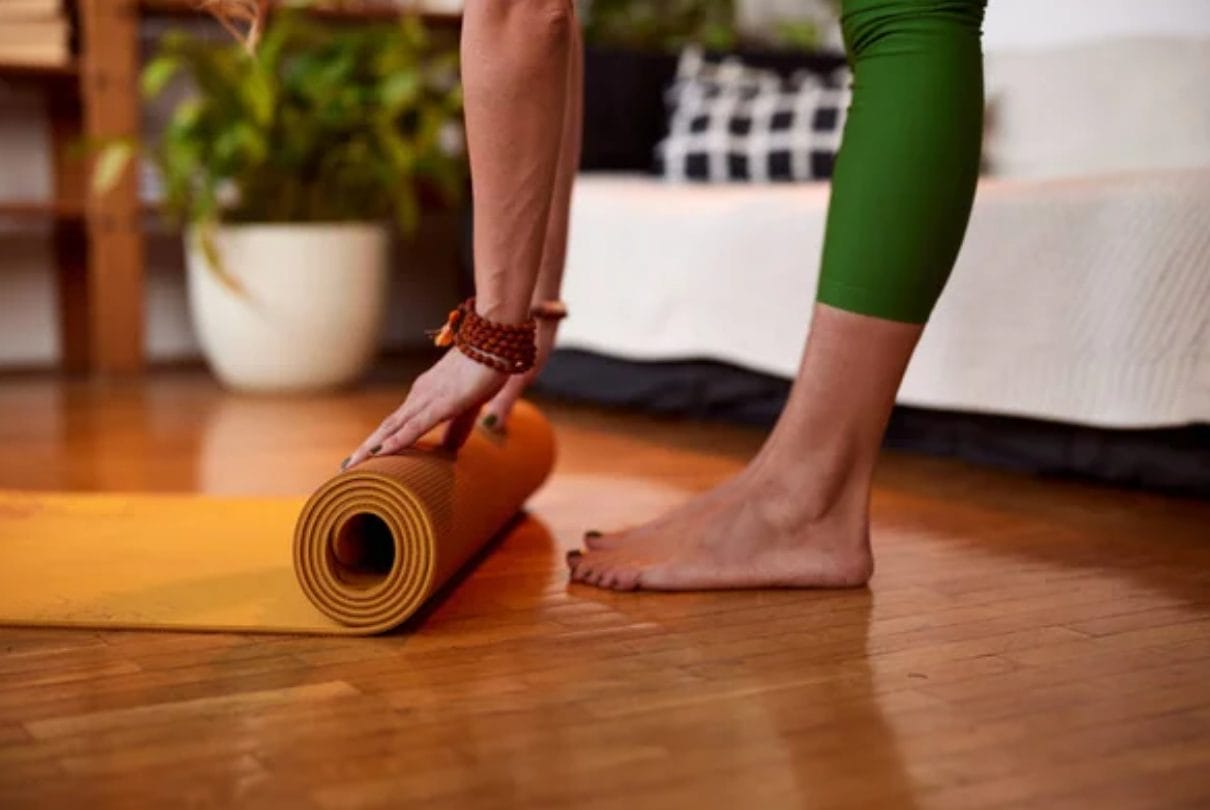 Entrenar descalzo: cómo esta tendencia puede transformar el ejercicio y qué tener en cuenta