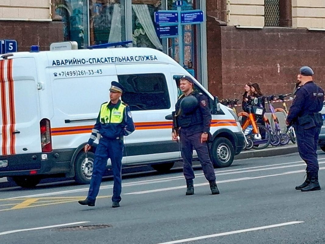 Explosión en centro comercial de Moscú deja un muerto y varios heridos