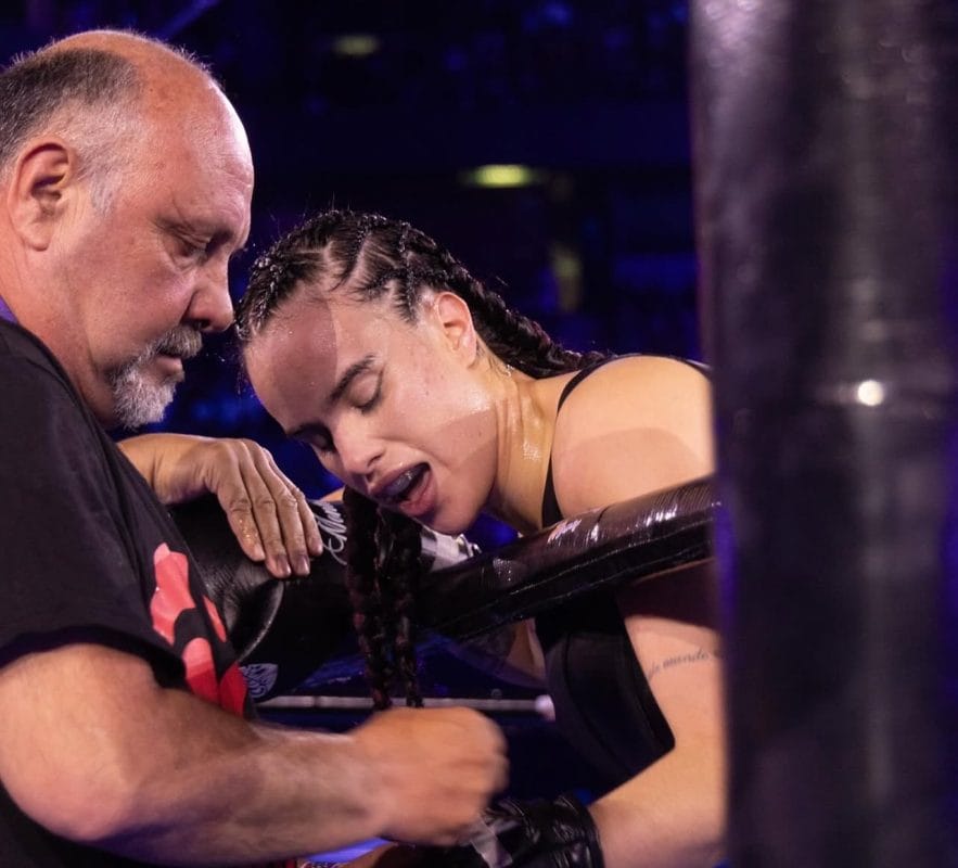 Gala Montes revela adicción a la marihuana tras perder su combate contra Alana Flores Gala Montes revela adicción a la marihuana tras perder su combate contra Alana Flores