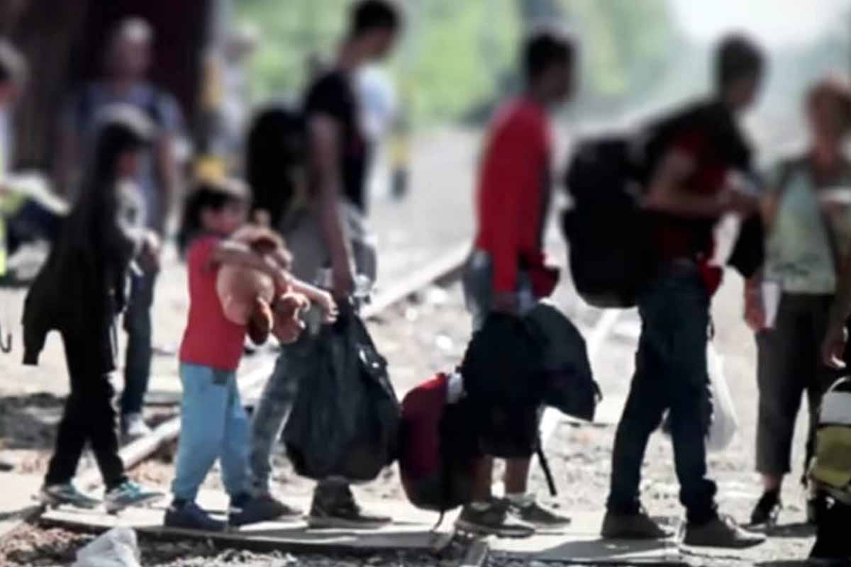 Infancia indígena en riesgo: pobreza y violencia amenazan su futuro en América Latina