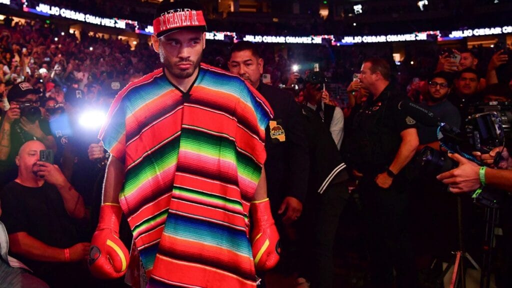 Julio César Chávez Jr. vinculado a “Los Chapitos” enfrenta proceso en México Julio César Chávez Jr. vinculado a “Los Chapitos” enfrenta proceso en México