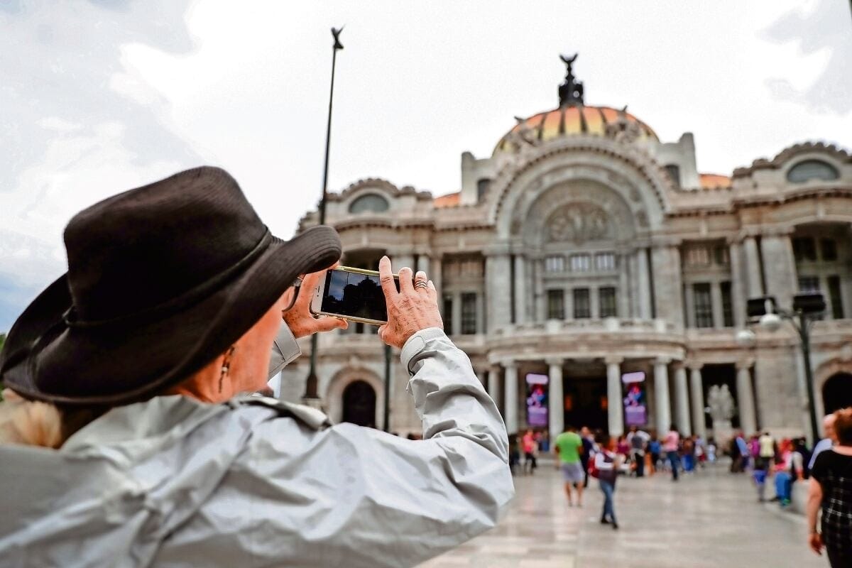 México atrae récord de turistas extranjeros y se consolida como destino top México atrae récord de turistas extranjeros y se consolida como destino top