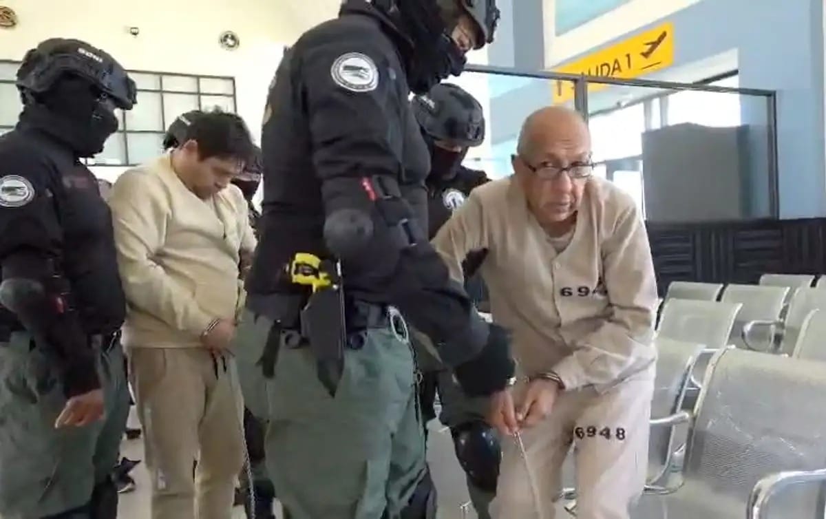 México entrega a EU a 26 capos: golpe histórico contra el crimen