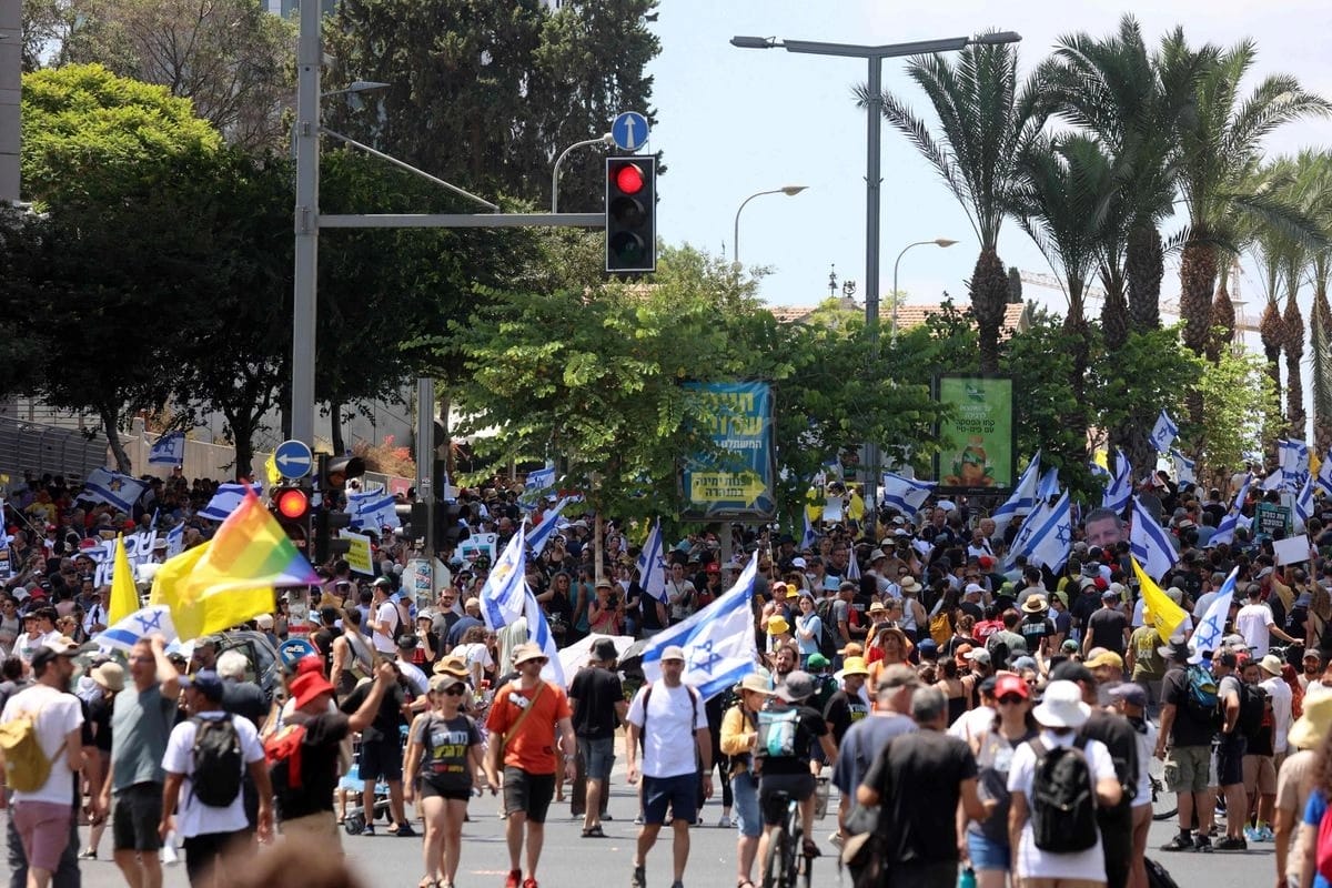 Miles protestan en Israel exigiendo la liberación de rehenes en Gaza