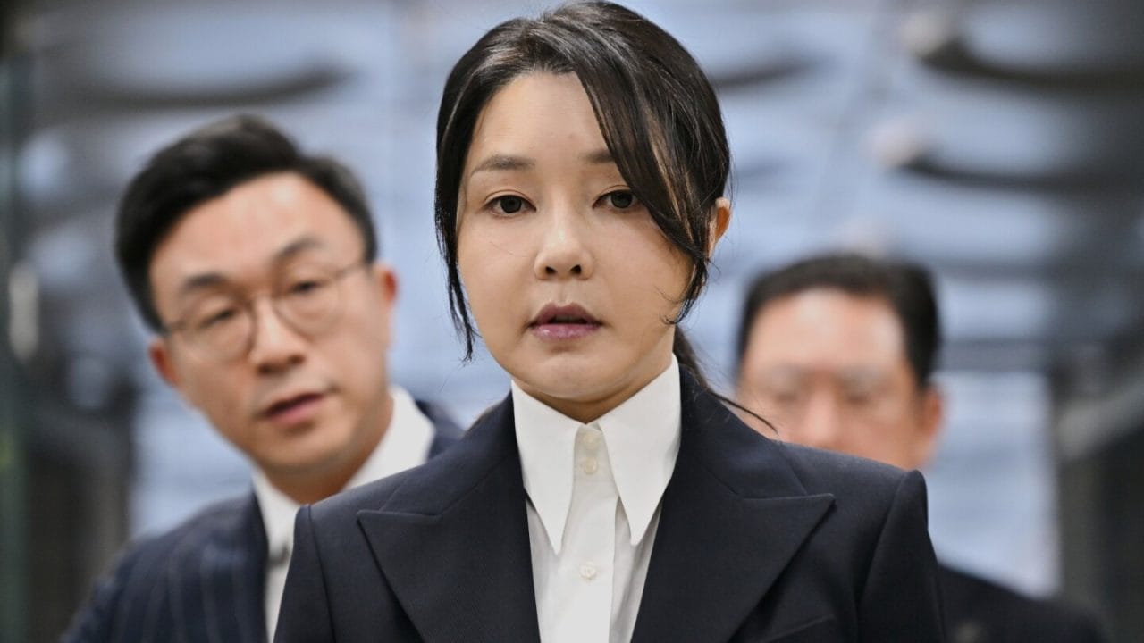 Ordenan arresto de Kim Keon Hee, esposa del ex presidente Yoon Suk Yeol