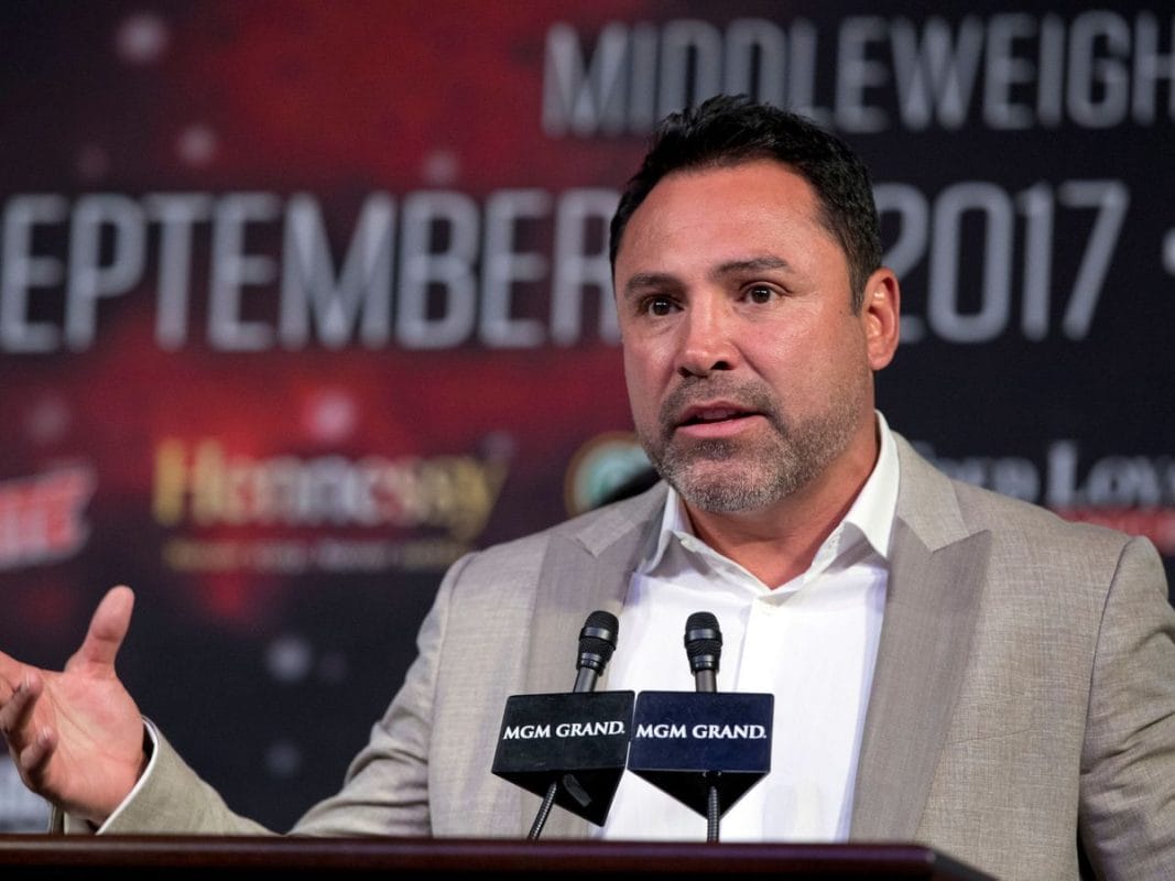 Óscar De La Hoya rompe el silencio: fue traicionado antes de la pelea Canelo vs Mayweather