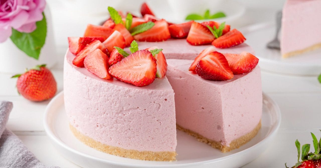 Pastel helado de fresa: el postre perfecto para el calor del verano