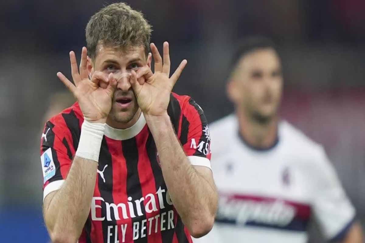 Santiago Giménez da el sí: Roma y Milan negocian su traspaso