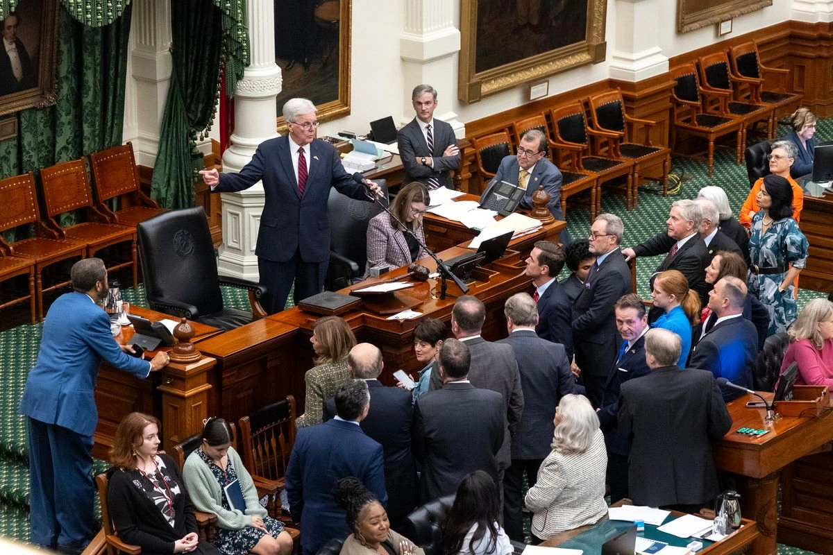 Senado de Texas aprueba mapa electoral que favorece a republicanos Senado de Texas aprueba mapa electoral que favorece a republicanos