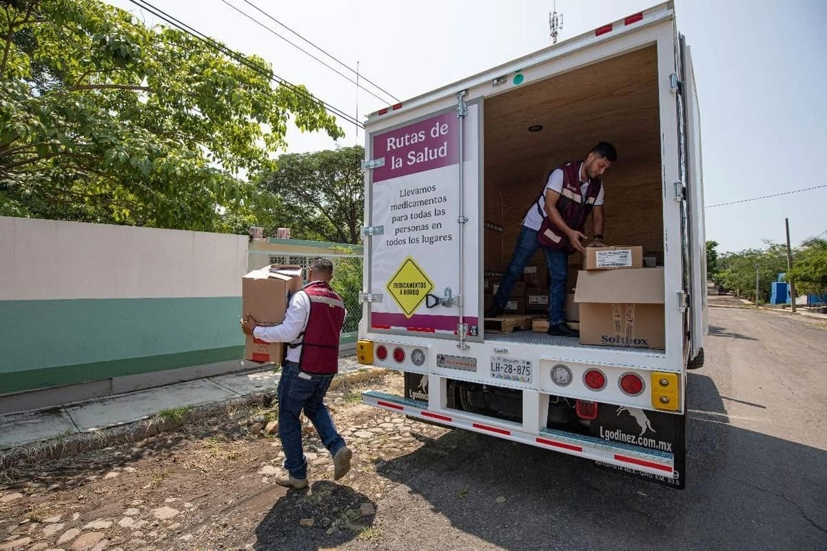 Sheinbaum cumple meta: 8 mil centros de salud ya tienen medicinas