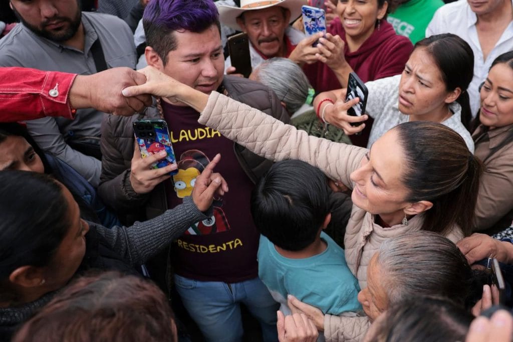 Sheinbaum reafirma que la 4T gobierna sin lujos y contra la pobreza
