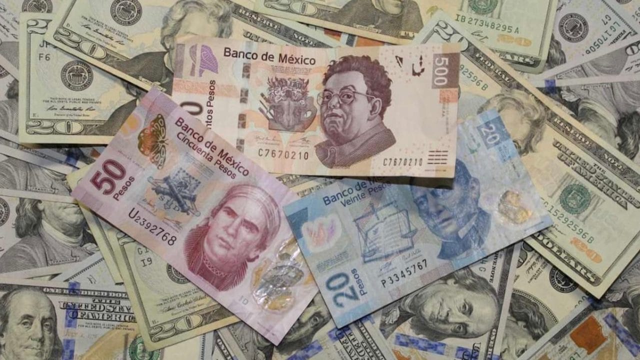 Precio de dólar frente al peso mexicano este 4 de agosto: así se cotiza en bancos