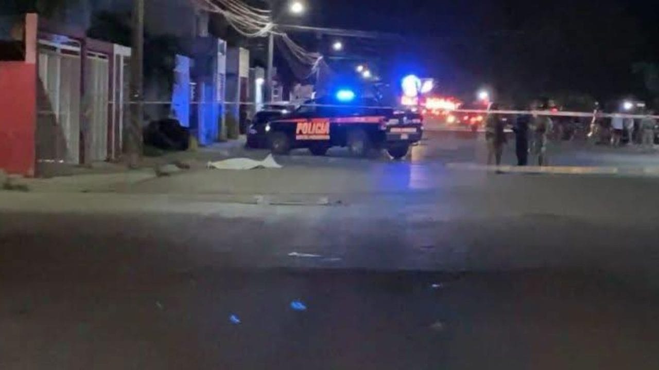 Ejecutan a motociclista en la Región 216 de Cancún; agresores huyeron en moto Ejecutan a motociclista en la Región 216 de Cancún; agresores huyeron en moto