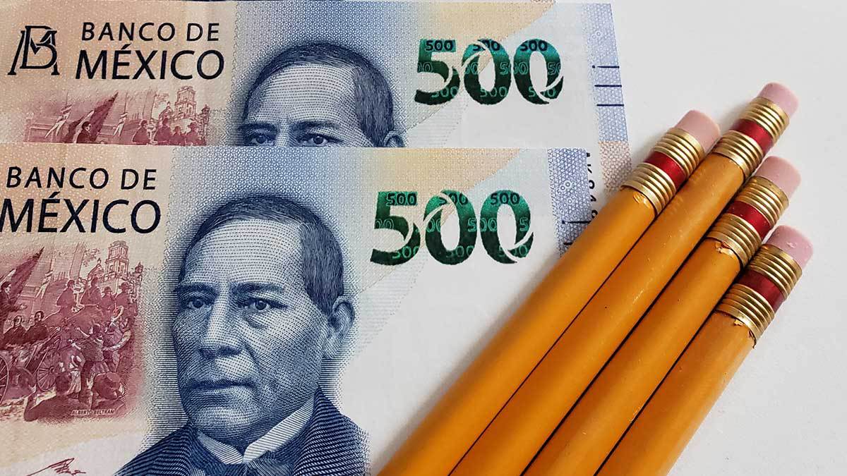 ¡Atención papás! Escuelas privadas no pueden obligarte a comprar útiles ahí: Profeco