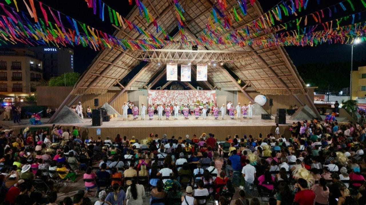 Concluye con éxito la Guelaguetza en Cancún: Más de 10 mil personas asistieron