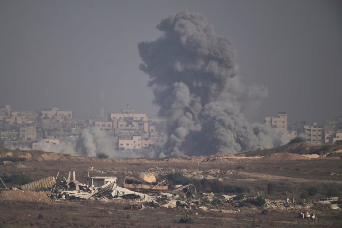 Israel bombardea hospital en Gaza: mueren 19 personas, incluidos periodistas 