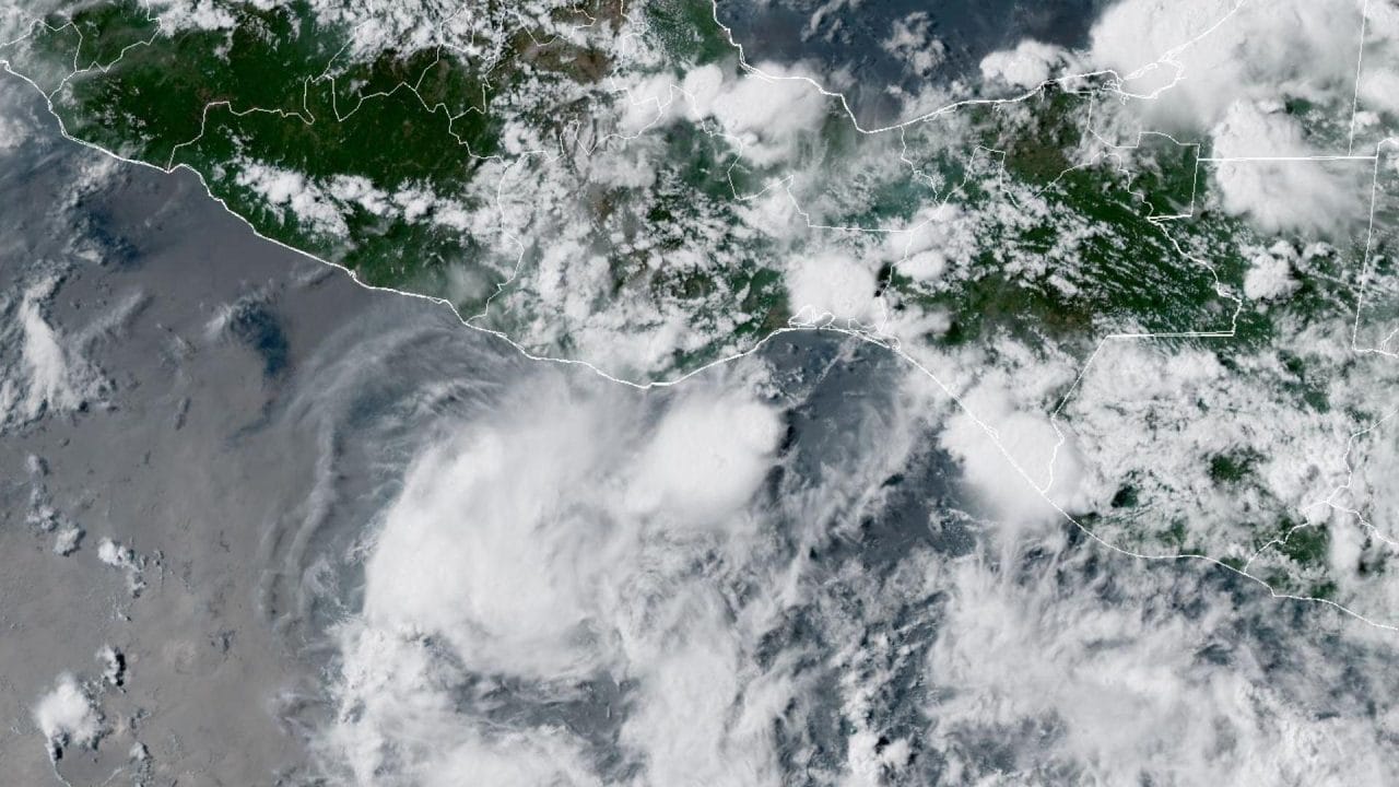 Formación del ciclón Ivo reactivará al Monzón con 3 días de lluvias intensas: estados afectados