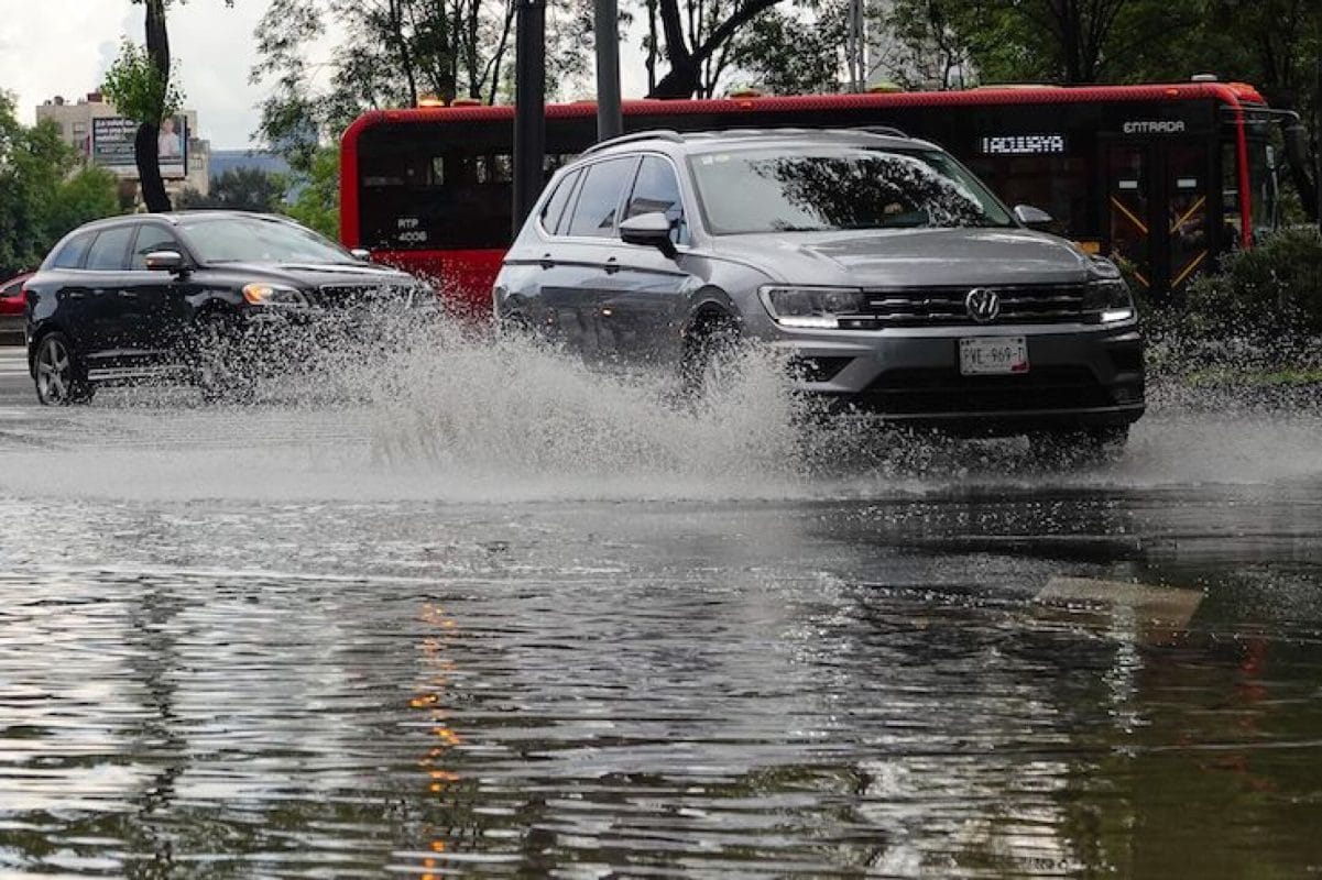 lluvias_intensas_15_estados 15 estados con lluvias fuertes y viento; otros sufrirán calor extremo