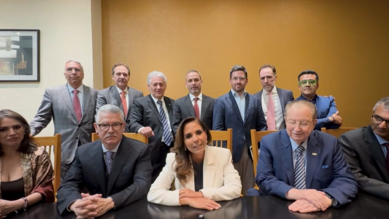 Mara Lezama impulsa a Cancún como destino médico de primer nivel con médicos estadounidenses Mara Lezama impulsa a Cancún como destino médico de primer nivel con médicos estadounidenses