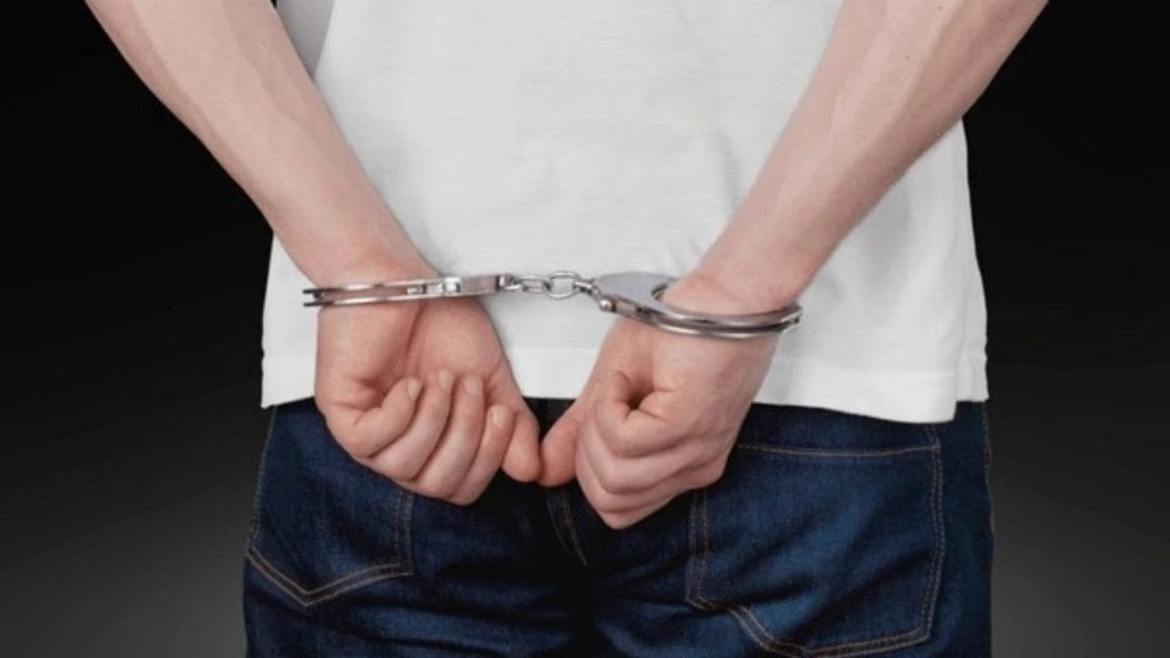 Capturan a adolescente por asesinar a puñaladas a anciano en Chetumal