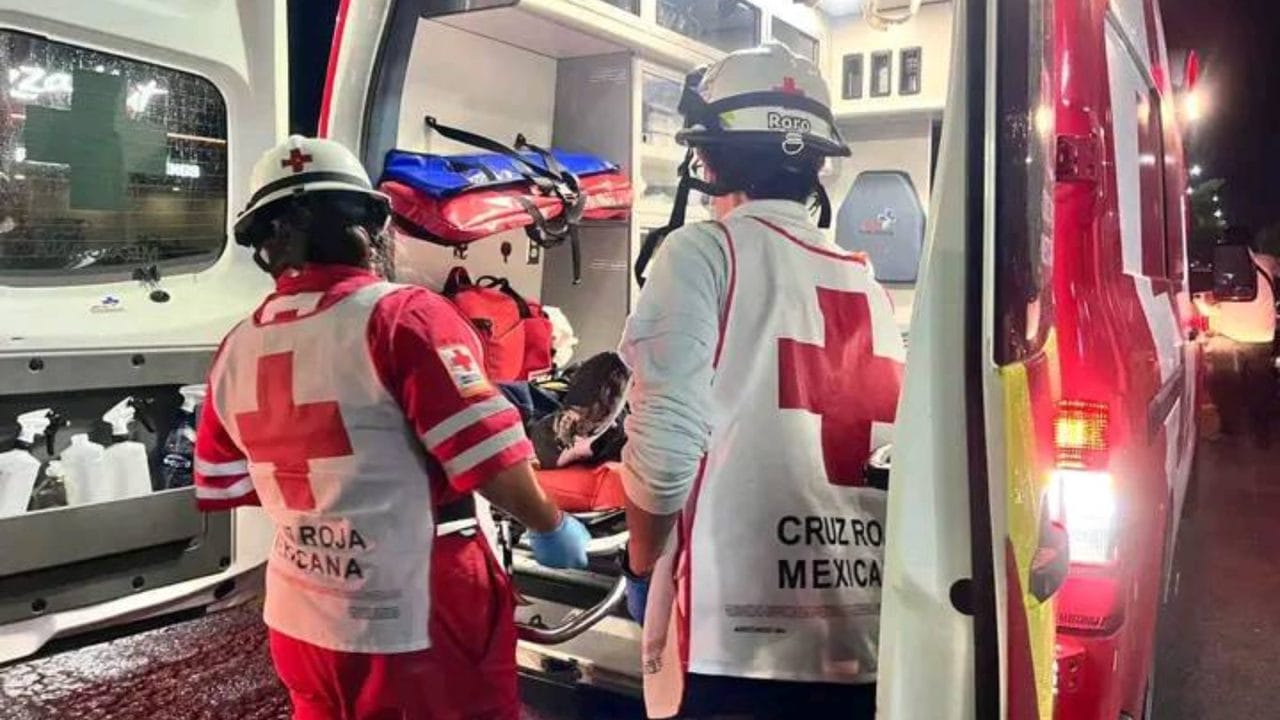Reportero es atropellado en plena cobertura en Cancún Reportero es atropellado en plena cobertura en Cancún