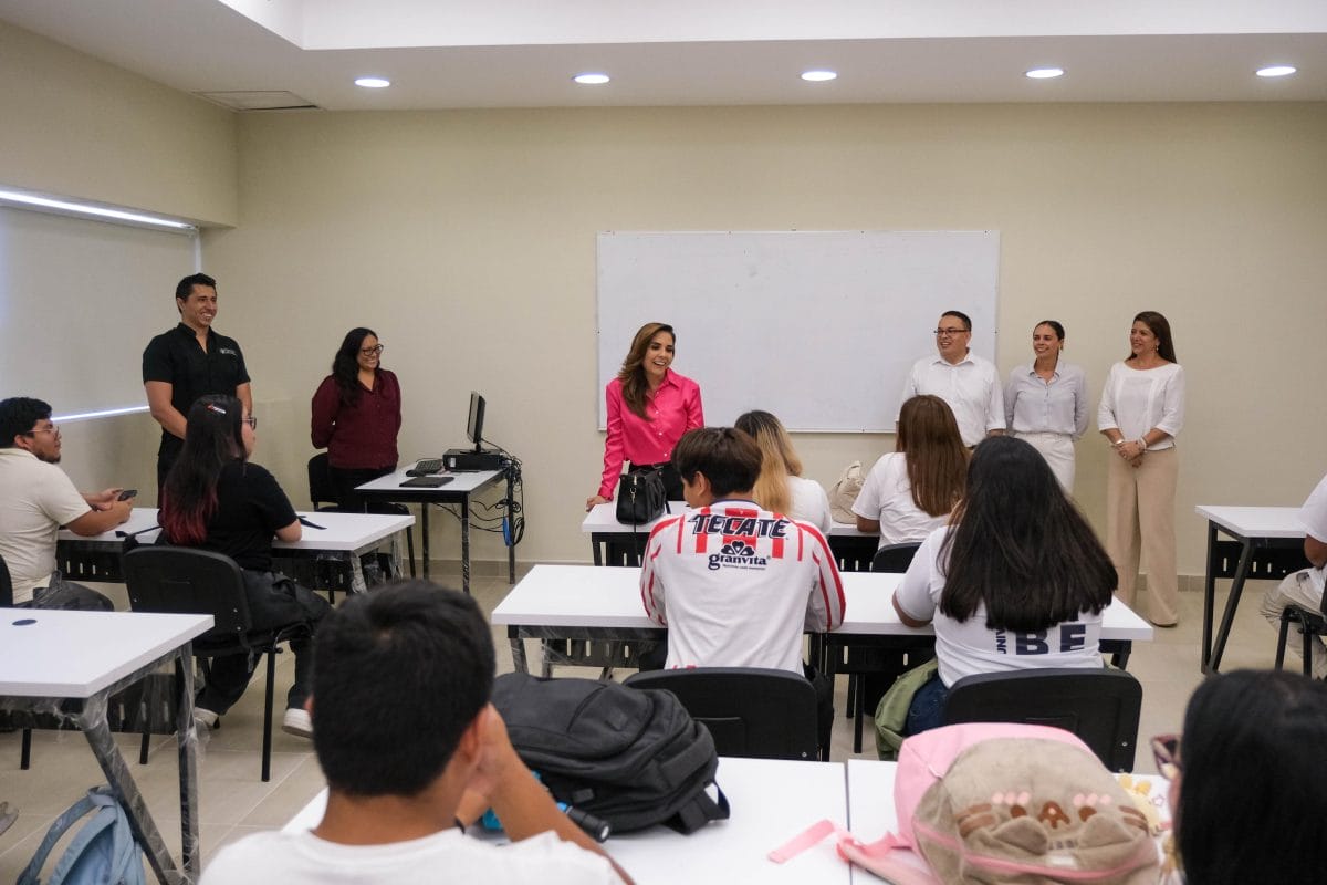 Mara Lezama inaugura nuevo nivel en Unicaribe con inversión de 54 millones