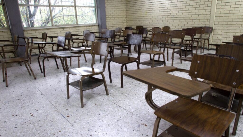 26 de septiembre: Por qué no habrá clases en preescolar, primaria y secundaria