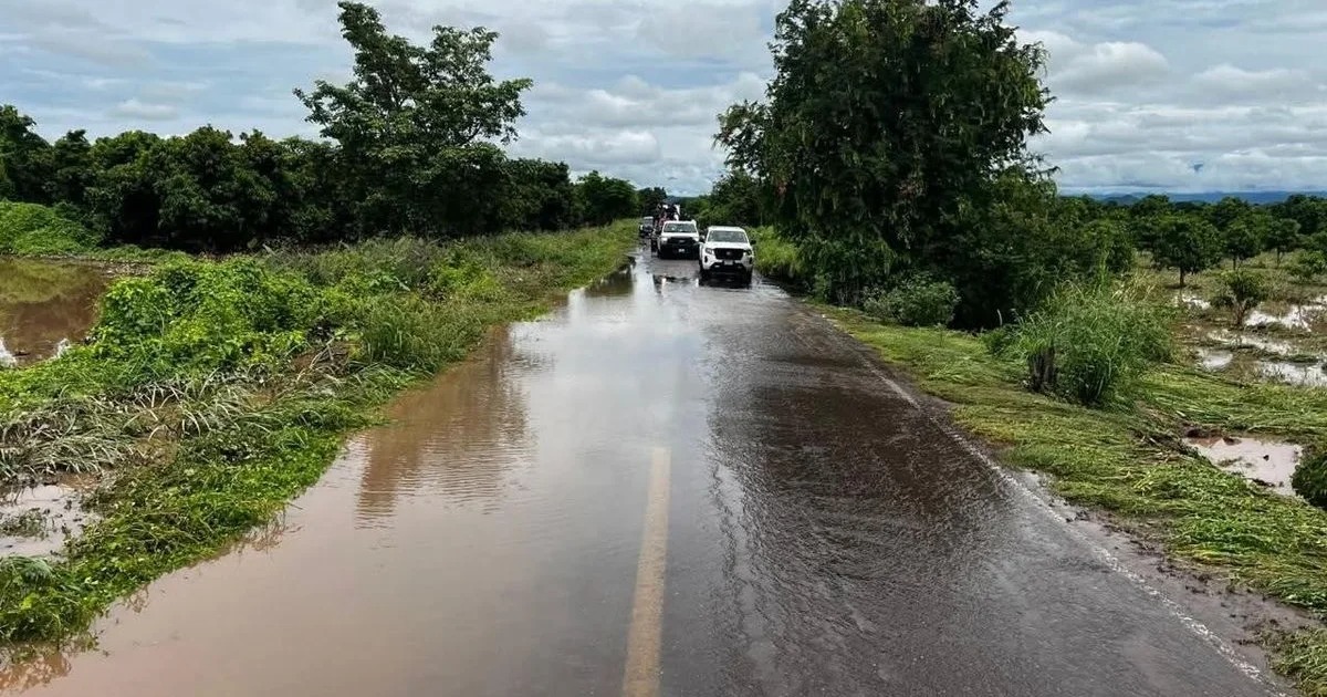Acaponeta bajan ríos tras lluvias y familias regresan a sus hogares Acaponeta: bajan ríos tras lluvias y familias regresan a sus hogares