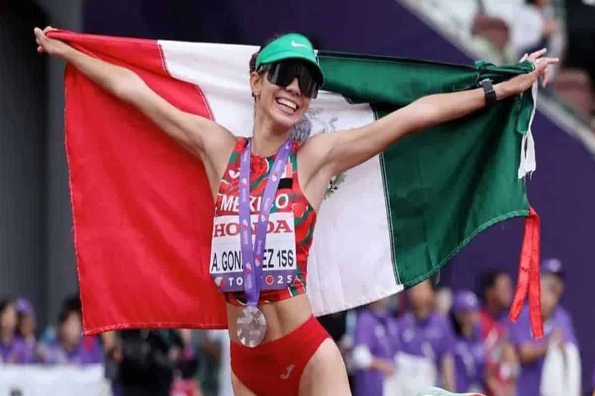 Alegna González rompe récord y gana plata para México en Tokio 2025