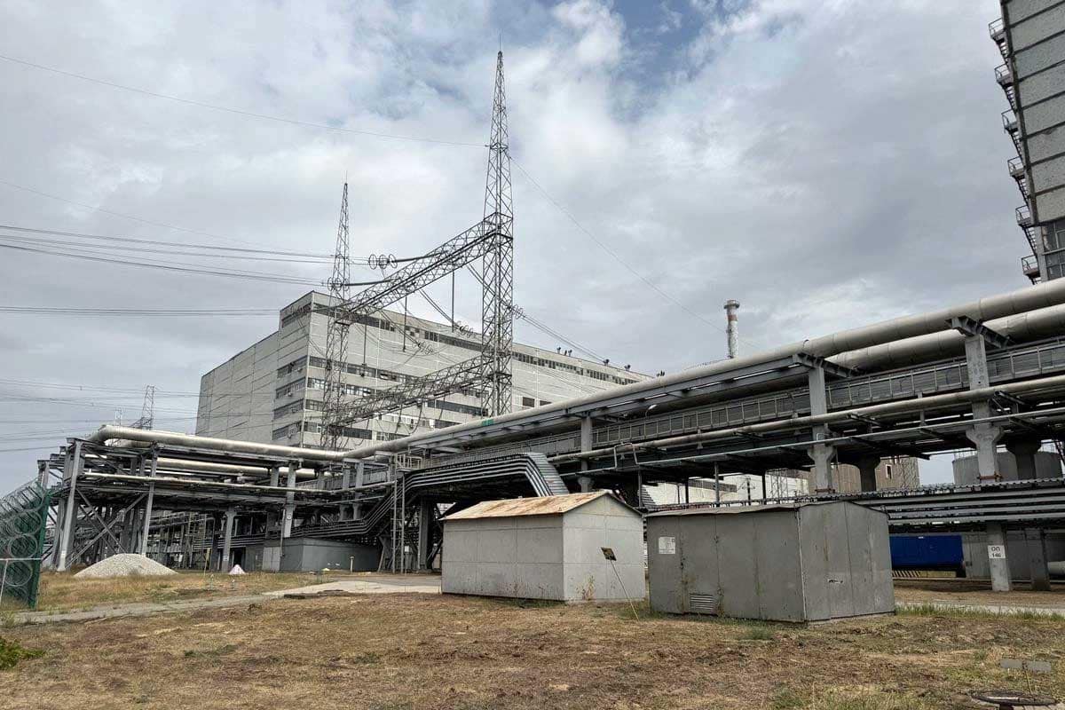 Alerta en Zaporiyia: planta nuclear opera con generadores ante apagón